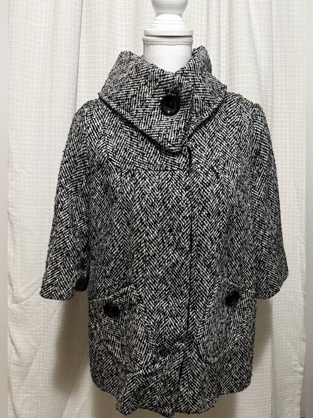 Papaya M Black White Herringbone Funnel Collar Swing Coat